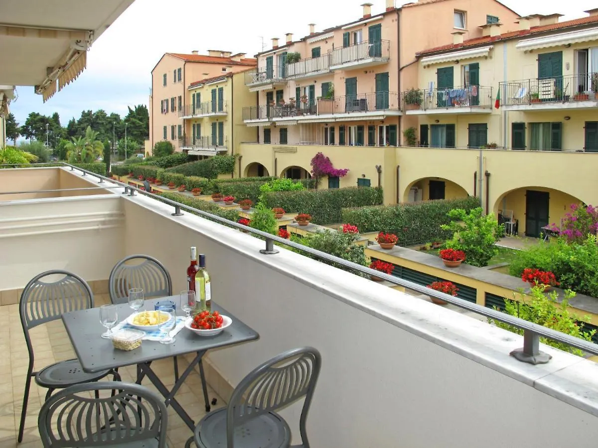 Apartment Cala Azzurra - Imp312 By Interhome Imperia 0*,