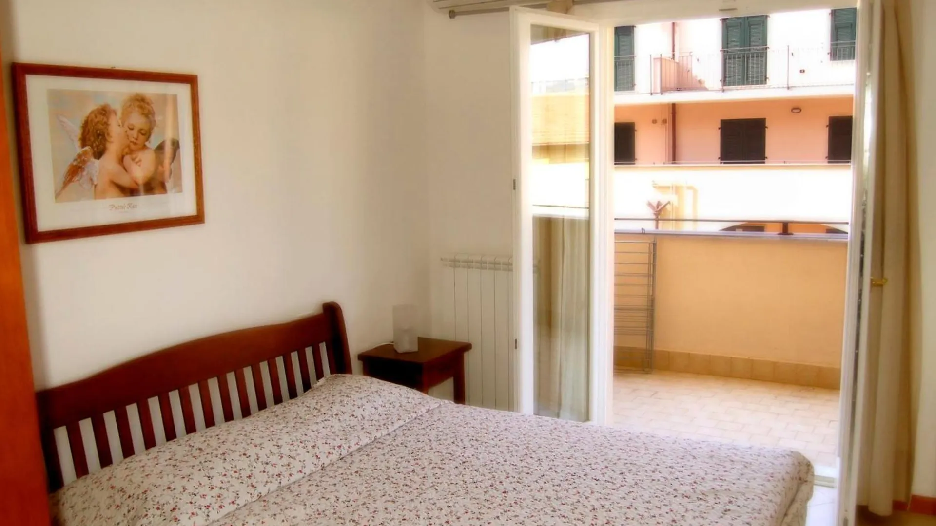 Apartment Cala Azzurra - Imp312 By Interhome Imperia